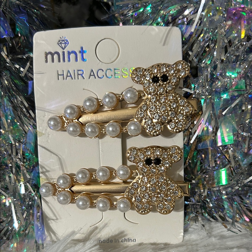Mint Sparkling Bear Hair Clips with Pearls